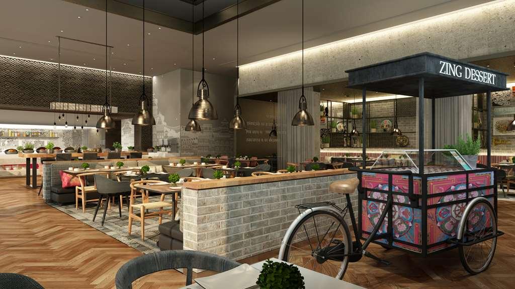 Готель Hyatt Centric Soalteemode Катманду Ресторан фото